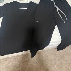 Figs Black V-Neck Scrub Top with Black Drawstring Joggers